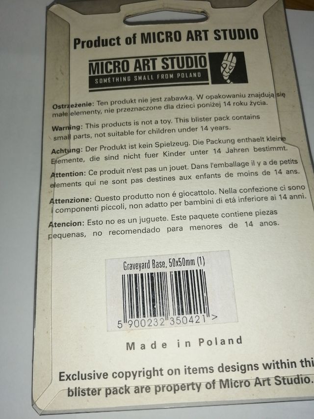 Peanas MicroArt H2051 50x50 Graveyard.