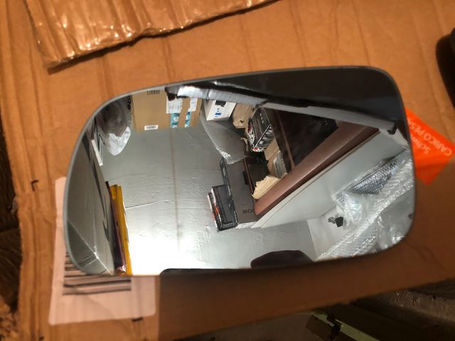 Espejos y carcasa gris plata A3 8L