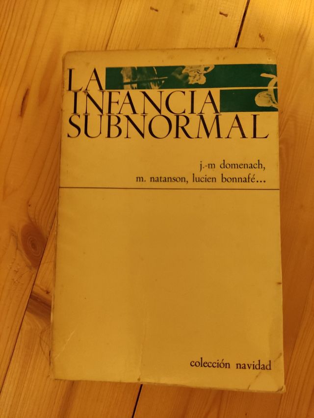 Libro antiguo La infancia subnormal