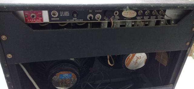 Fender twin rever silverface