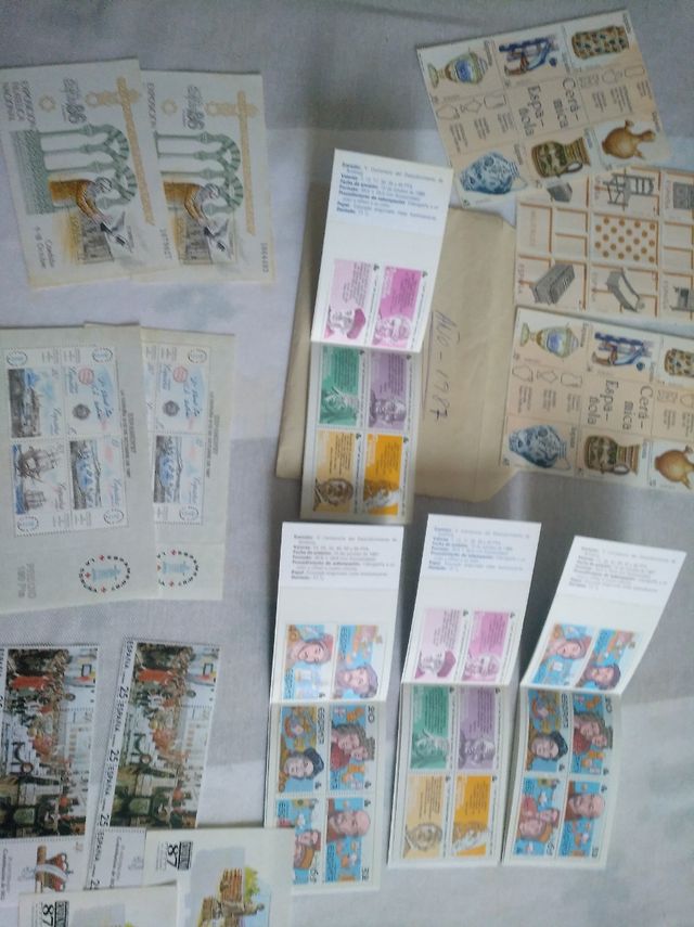 sellos de España (leer anuncio)