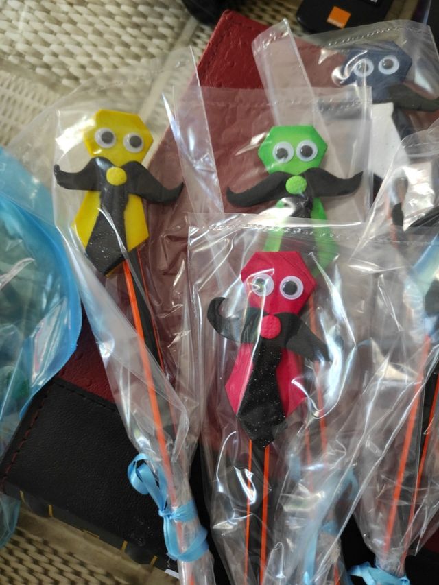 Detallitos para DIA DEL PADRE corbatitas con lapiz