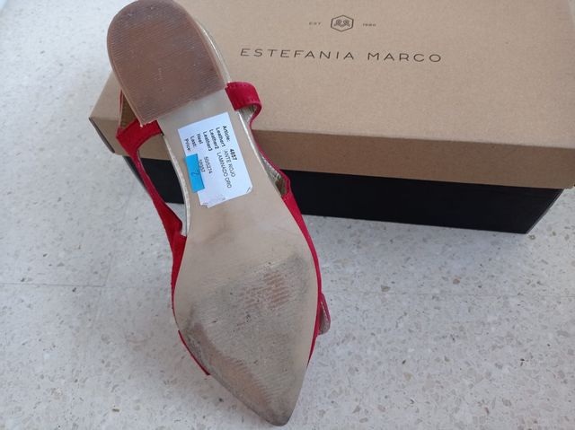 Zapatos rojos hebilla