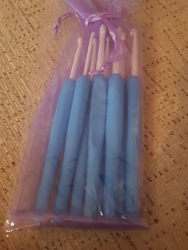 juego ganchillo ergonómico