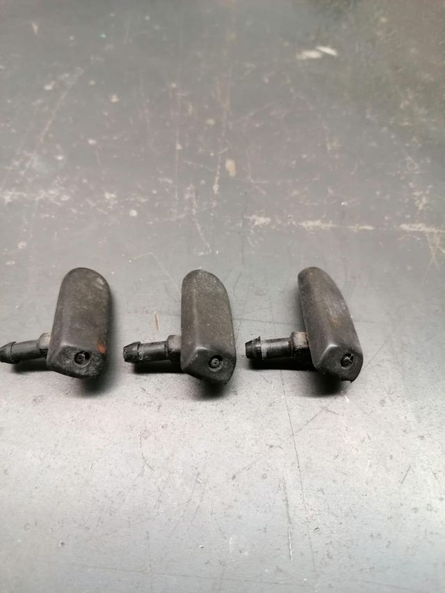 Deflectores de agua para capot