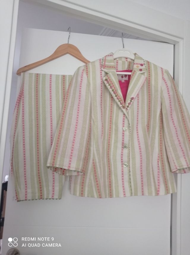 Conjunto de Americana y pantalón