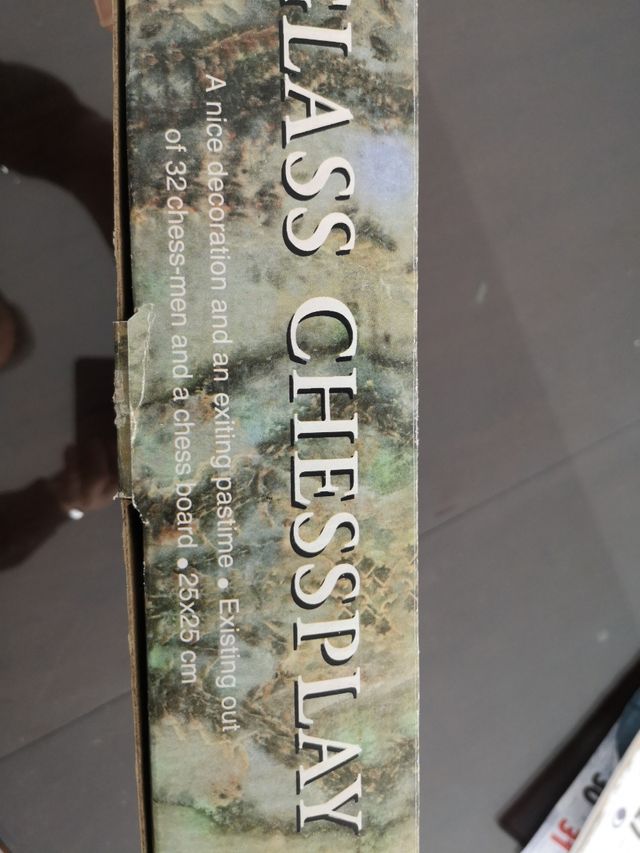 Ajedrez de cristal completo. Sin usar.