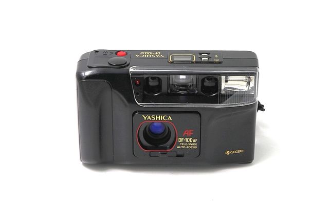 Camara Analogica Compacta Yashica Df 100 Af De Segunda Mano Por 70 En Barcelona En Wallapop