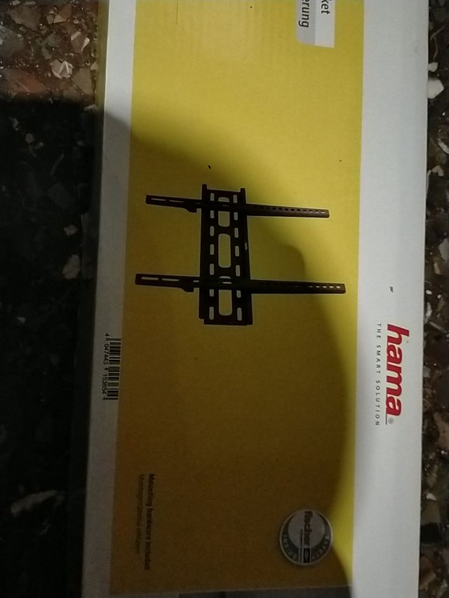 soporte de tv está en caja