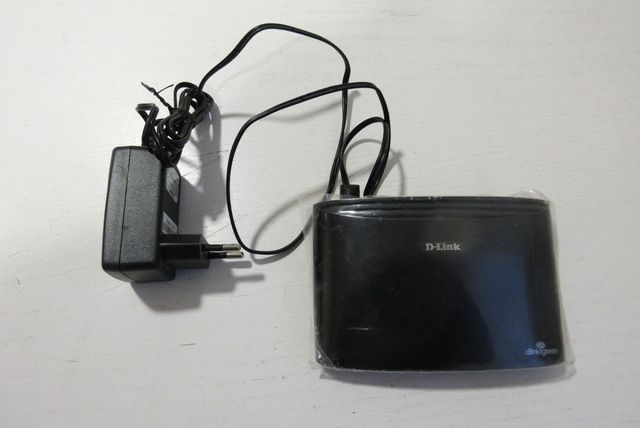 Switch DES-1005D de 5 puertos D-Link