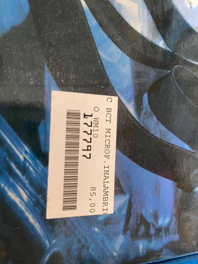 Micrófono inalámbrico nuevo