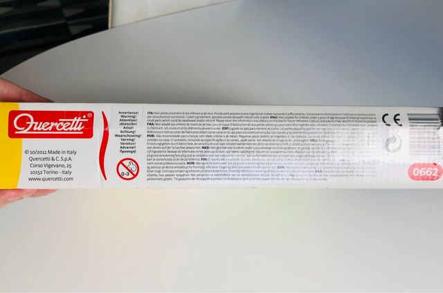 Juego de chinchetas infantil