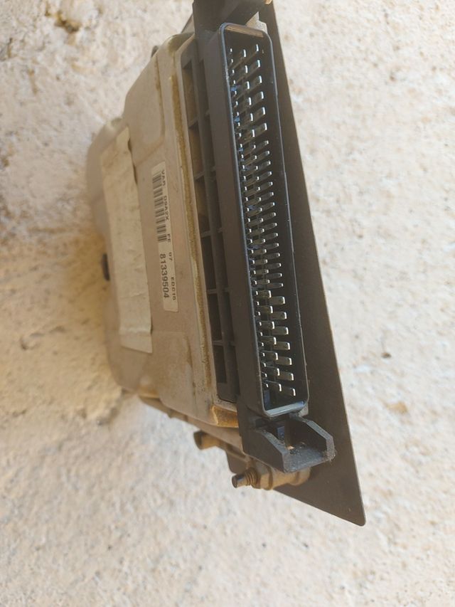 centralita Peugeot 406 hdi 90 cv año 2001