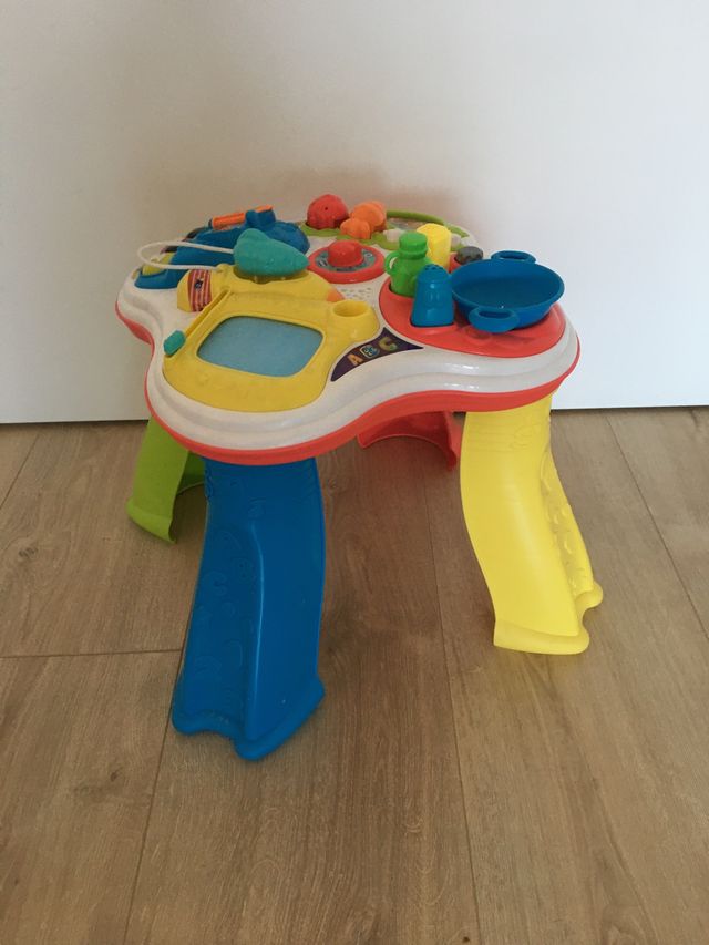 Mesa de juegos chicco