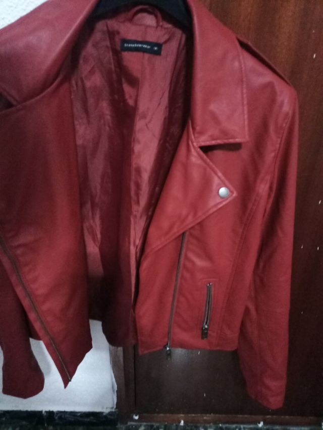 chaqueta de cuerina sin uso