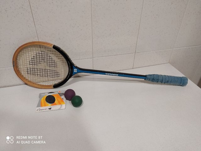 RACCHETTA DA SQUASH DONNAY PIÙ TRE PALLINE