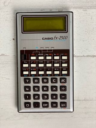 Casio fx-2500 de segunda mano por 20 EUR en Cádiz en WALLAPOP