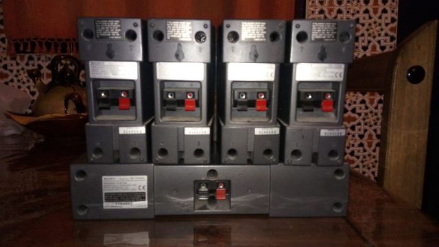 SONY 4 satelites y central