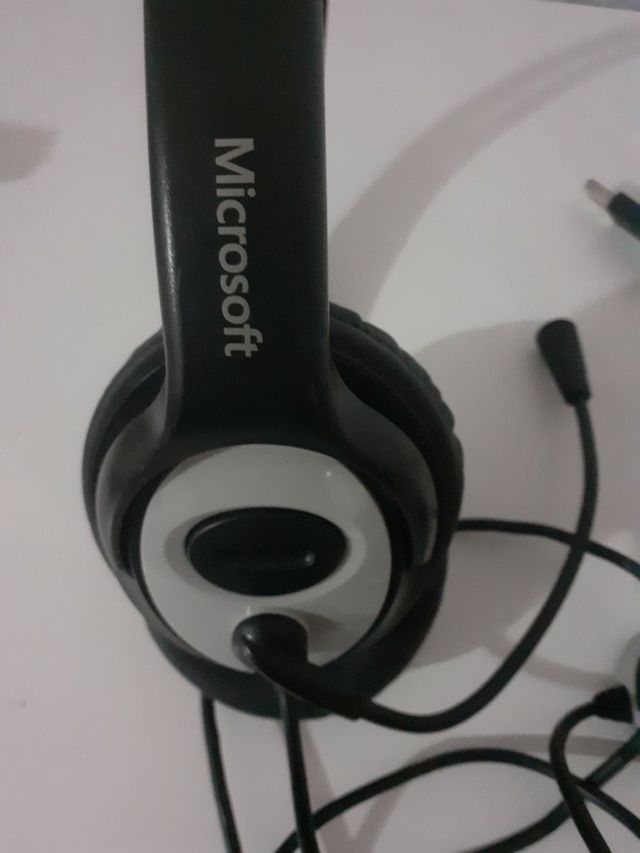Wired Headphone -Microsoft life chat LX3000