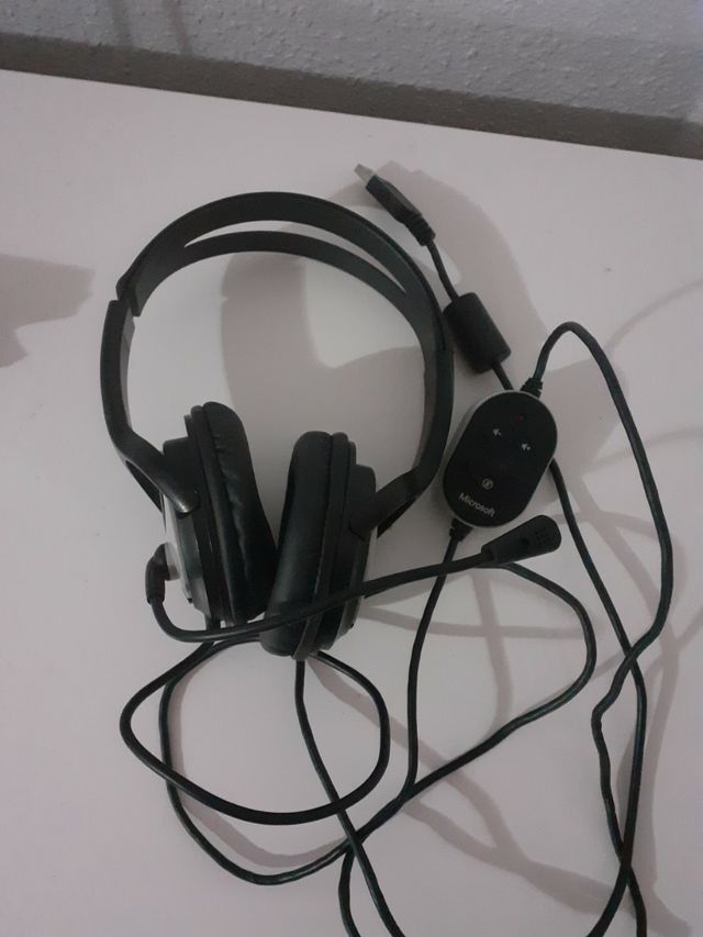 Wired Headphone -Microsoft life chat LX3000