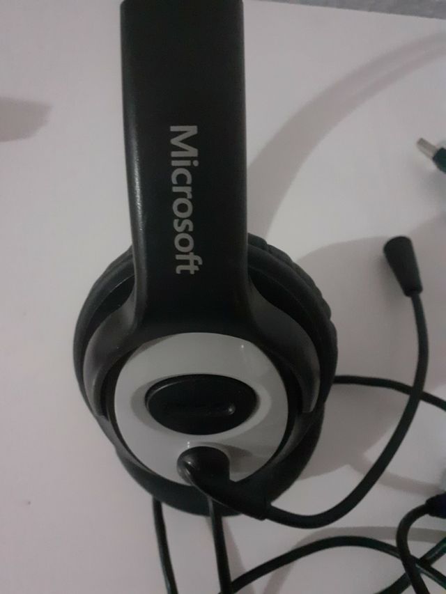 Wired Headphone -Microsoft life chat LX3000