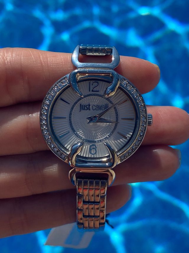 Reloj de acero con piedras blanca de Just Cavalli