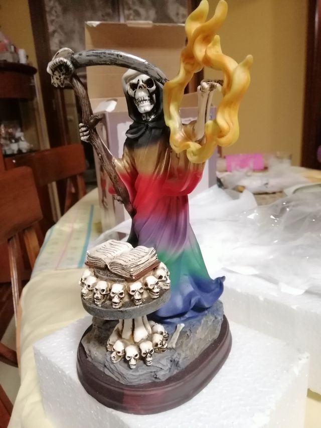 estatua resina muerte y guadaña