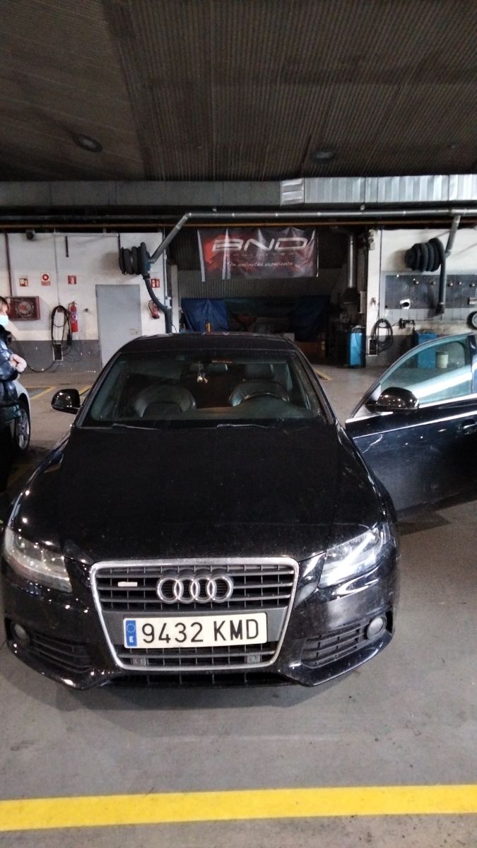 Audi A4 2009 - foto 1
