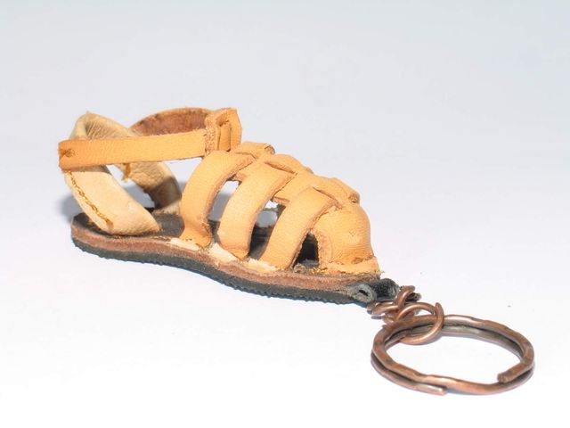 Llavero sandalia menorquina