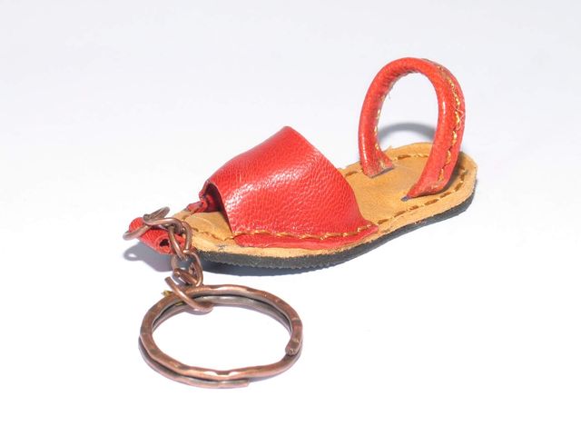 Llavero sandalia menorquina