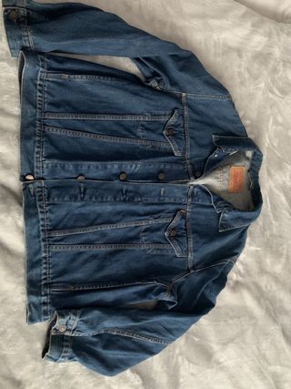 Cazadora vaquera Levis vintage 70550 04 de segunda mano por 20 EUR en  Donostia-San Sebastián en WALLAPOP
