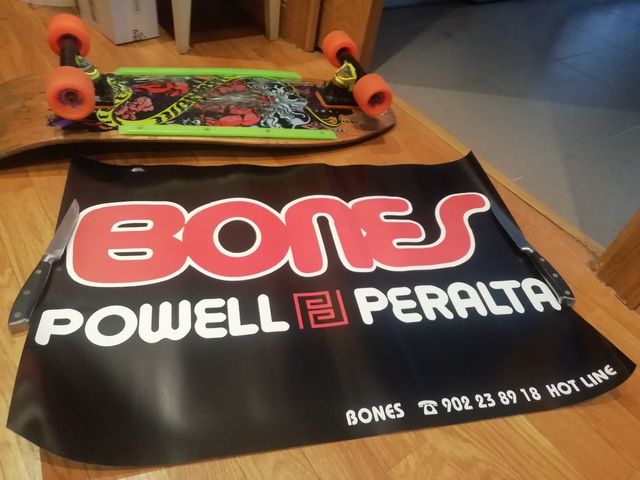 poster bones Powell Peralta años 80 90