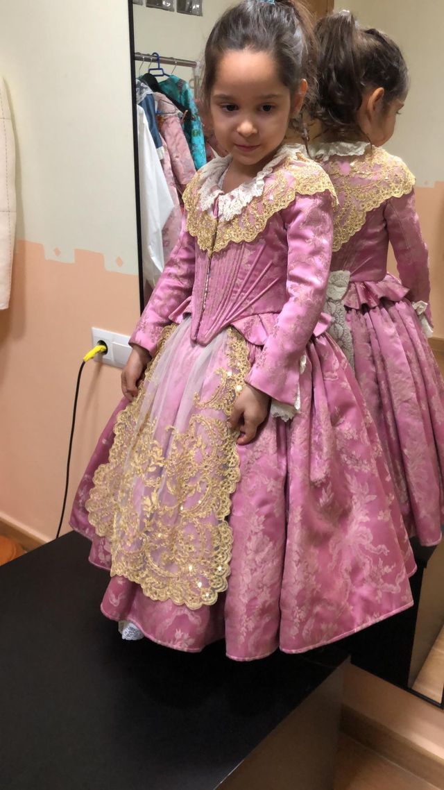 Vestido Fallera talla 3 a 6 Amparo Fabra