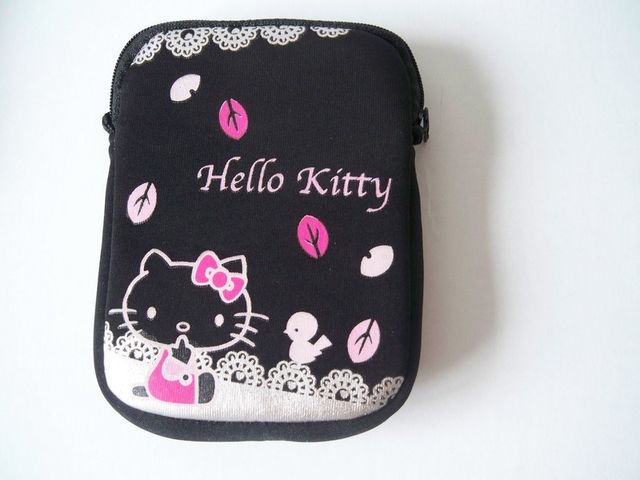 Bolso pequeño neopreno nuevo Hello Kitty