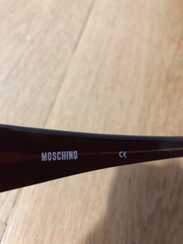 Gafas sol MOSCHINO