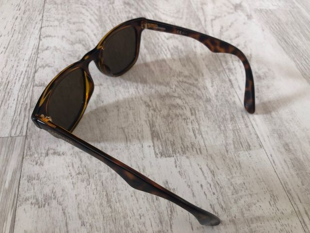 Occhiali da sole Carrera. Nuovissimo