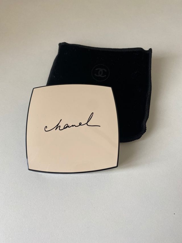 polvos efecto buena cara natural de chanel, n 20