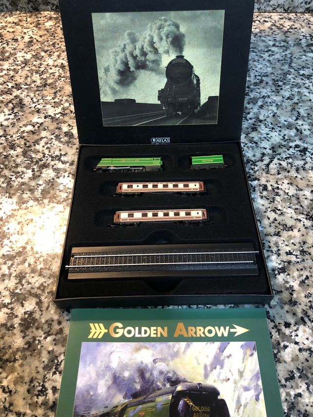 Mini Tren Escala Z: "Golden Arrow" - Atlas 1/220