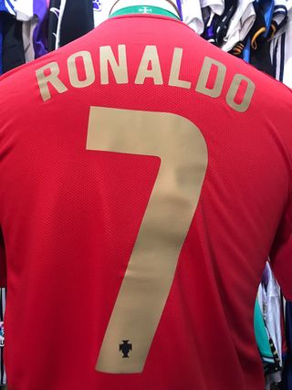 Camiseta Portugal S Nike Cristiano Ronaldo EURO 08 de segunda mano por  39,95 EUR en Guadalajara en WALLAPOP