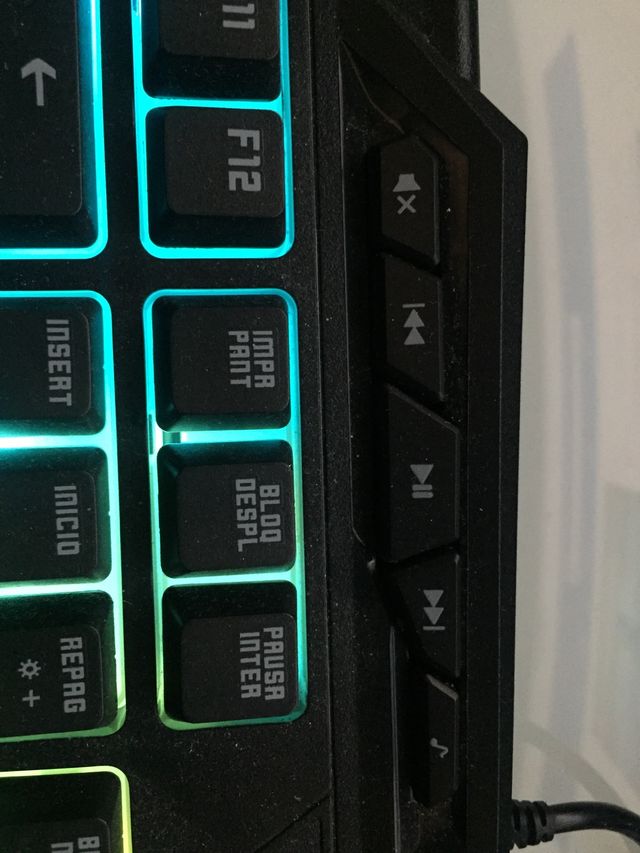 CASCOS KROM STEREO RGB GAMING