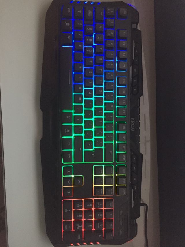 CASCOS KROM STEREO RGB GAMING