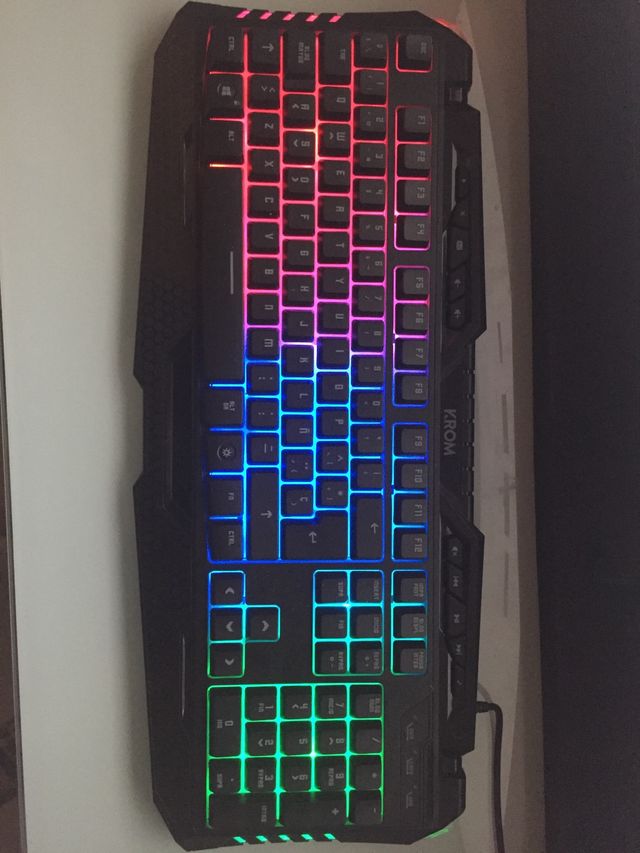 CASCOS KROM STEREO RGB GAMING