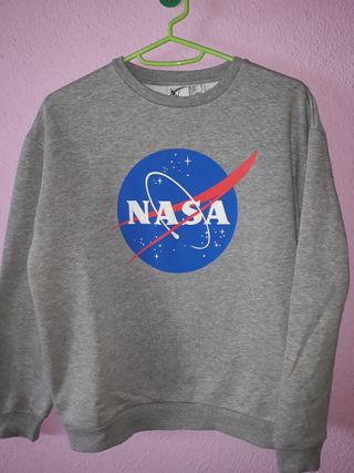 Sudadera NASA de segunda mano por 6 EUR en Córdoba en WALLAPOP