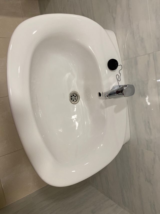 Lavabo Bellavista con pie