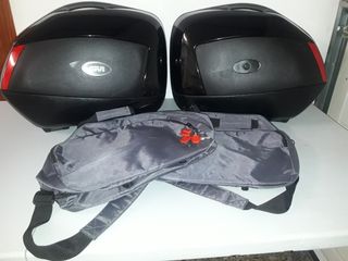 VENDO MALETAS GIVI V35 de segunda mano por 250 EUR en Esparreguera en  WALLAPOP