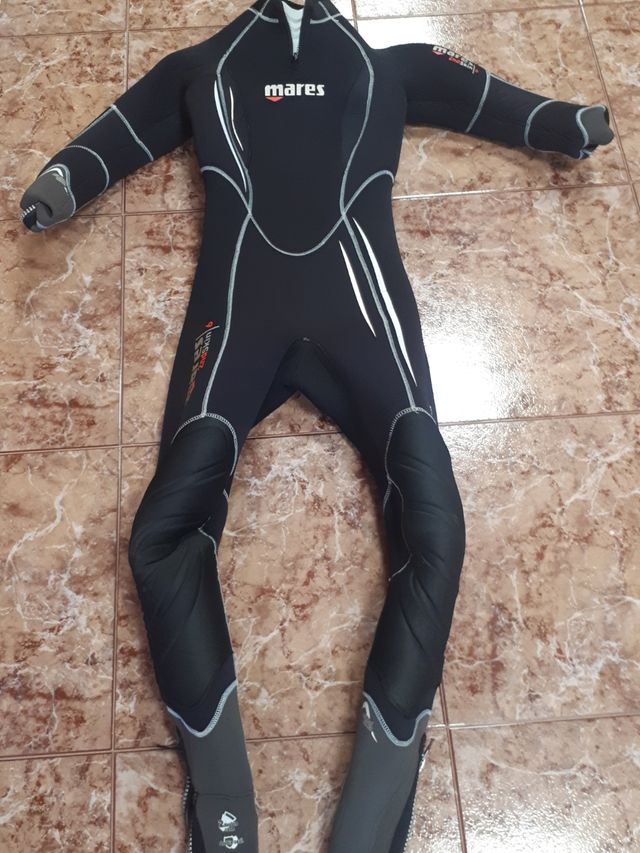 Traje buceo humedo 6m. chica Mares talla 3