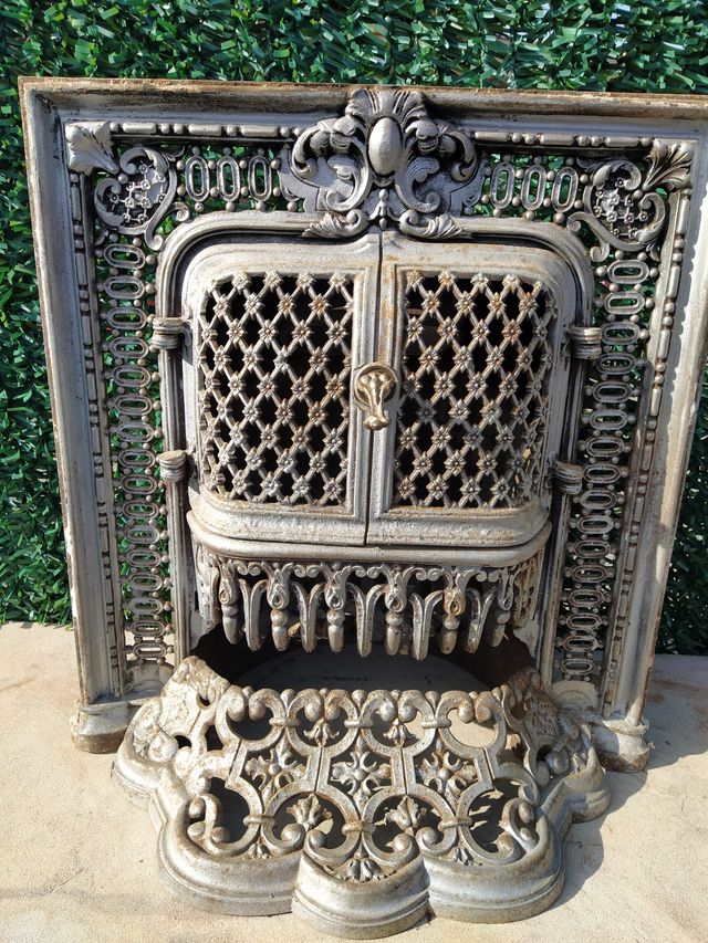 Chimenea de encastrar . de segunda mano por 300 € en Ontaneda en WALLAPOP