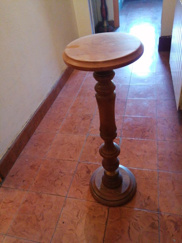 pedestal madera maciza