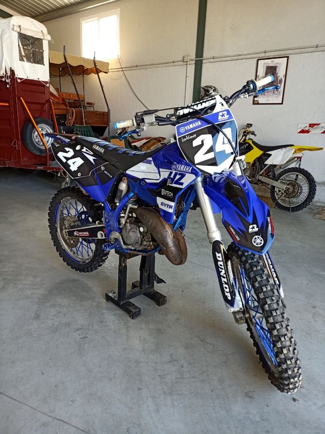 Yamaha yz 125 de segunda mano por 2.600 € en La Carlota en WALLAPOP Yamaha yz 125 de segunda mano por 2.600 € en La Carlota en WALLAPOP