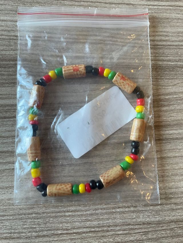 Pulsera de madera étnica